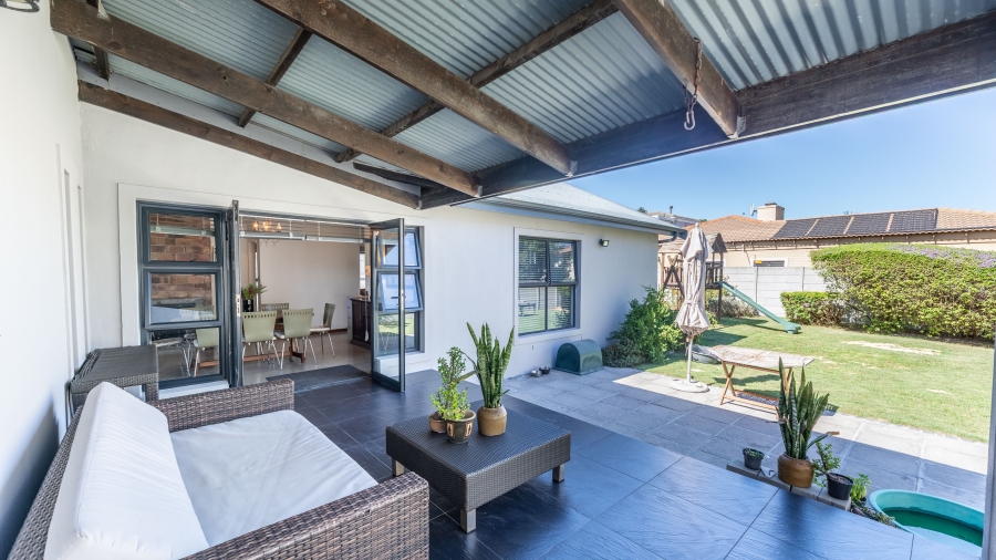 3 Bedroom Property for Sale in Parklands Western Cape